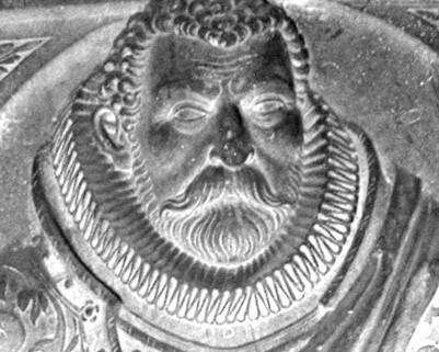 Johann v. Lossow. Leichstein in Bergen. Detail